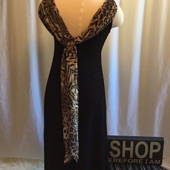 Maxi dress in black crepe like material in 7/8 - Picture 7 of 8